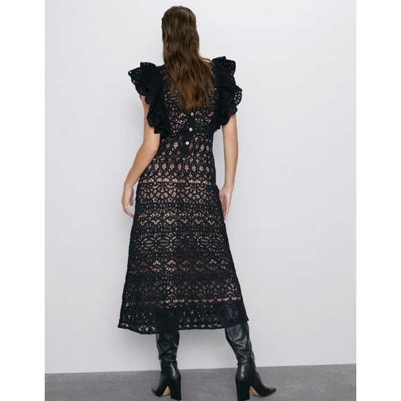 ZARA| Textured Dress - Picture 4 of 11